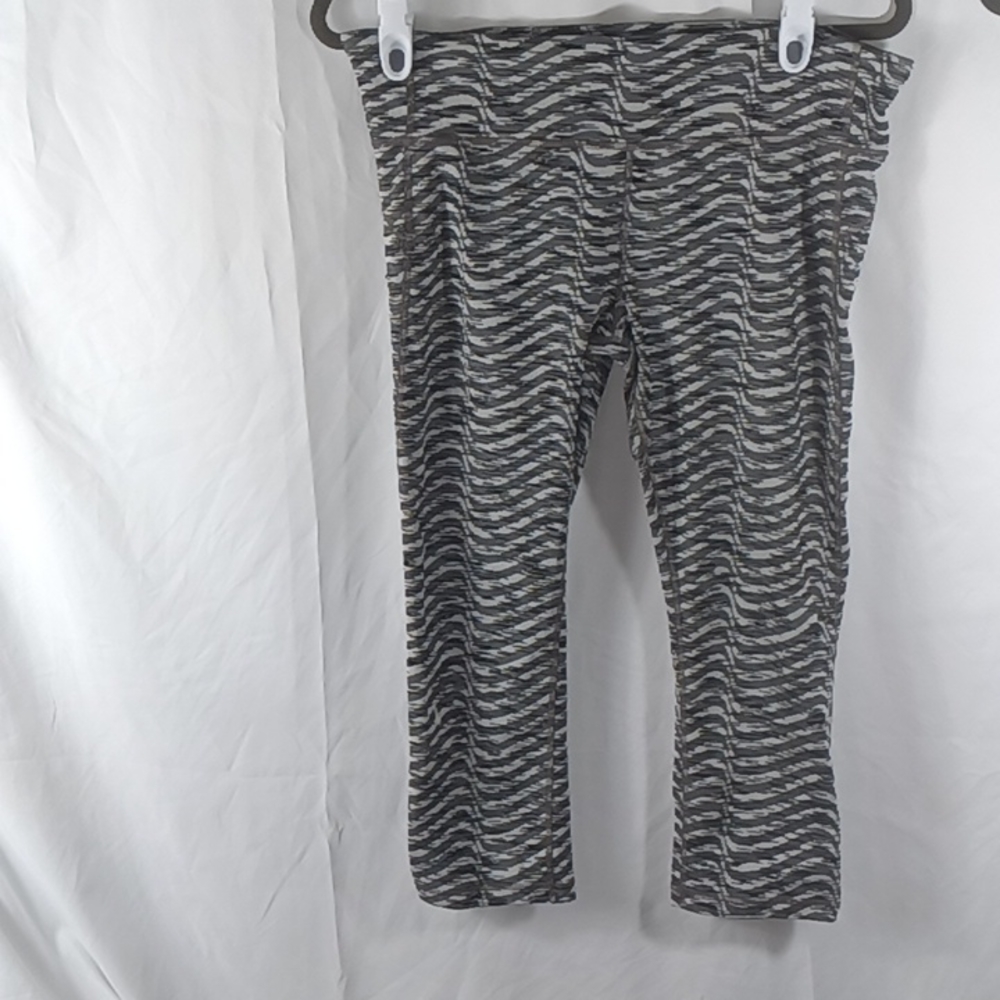 Women's active bottoms size large - Picture 1 of 6